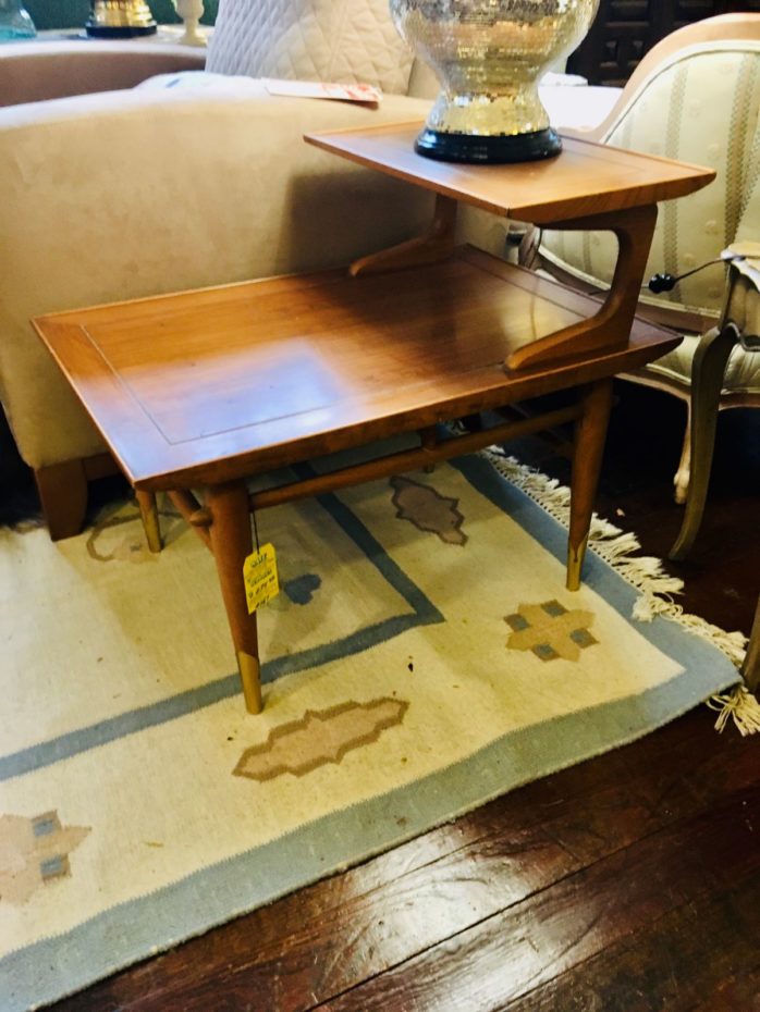 Hardy's Interiors & Antiques Furniture Store Lebanon, OH Product